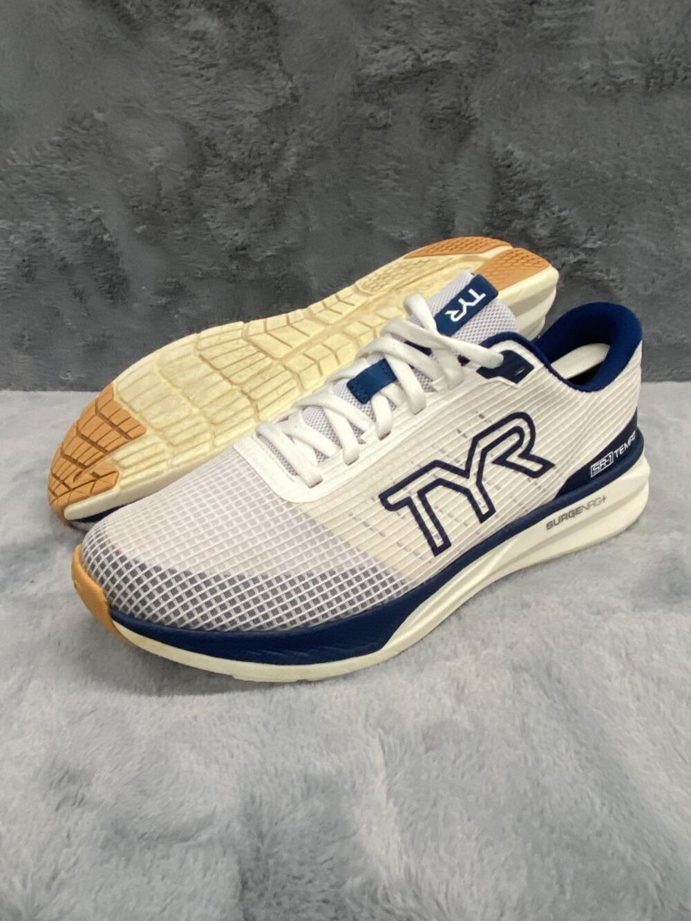 TYR SR-1 Tempo Mens 10 Womens 11.5 White Blue Lace-Up Low Running Sneakers